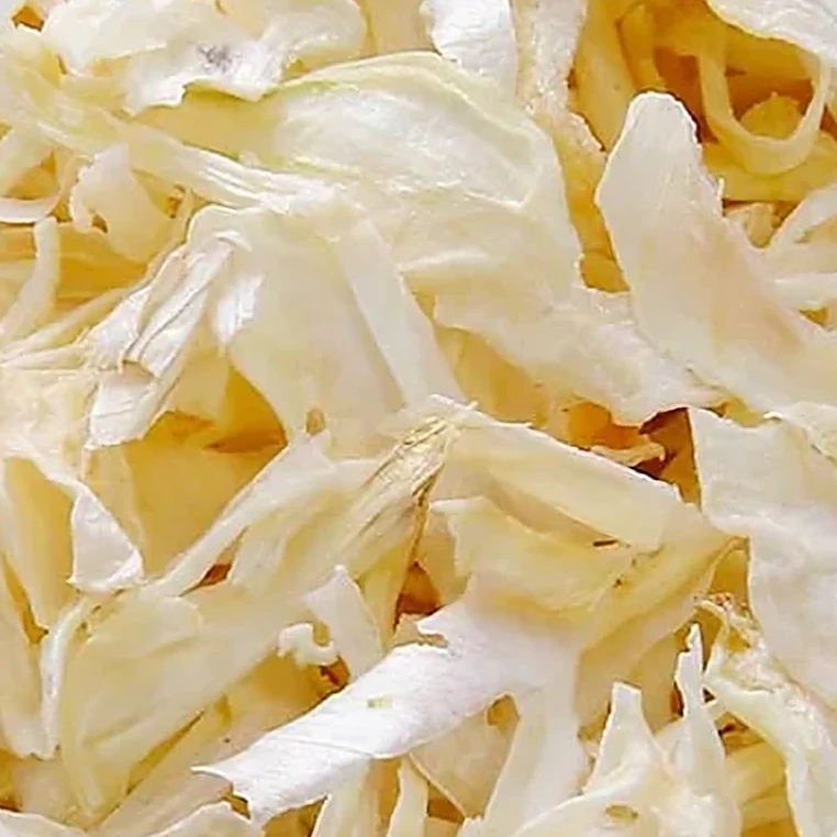 White onion flakes